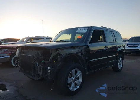 2014 Jeep Patriot Sport из США, поврежденный, VIN 1C4NJPBB3ED758019